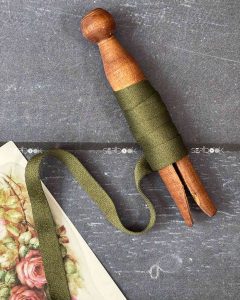 نوار ترویرا _ 1.5 سانت زیتونی _ 5 متری