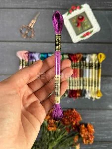 نخ متالیک کد E718