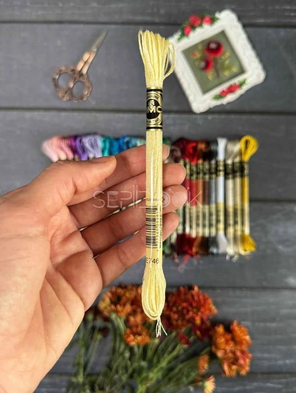 نخ متالیک کد E746