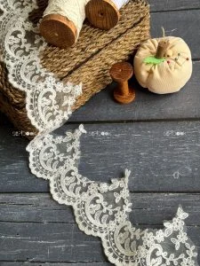 تور ارگانزا حاشیه دار